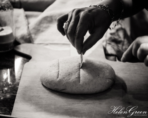 Slashing the dough